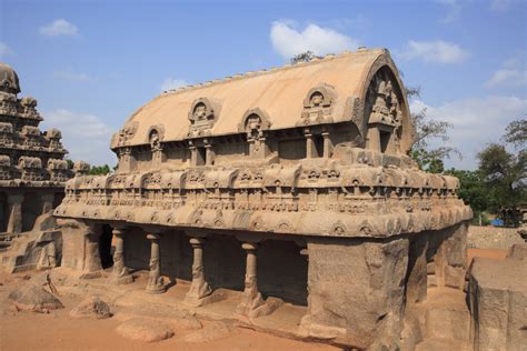 Reviving The Beauty Of Traditional Mud Architecture