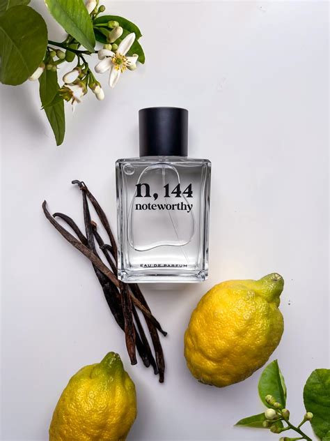 N144 Noteworthy Perfume A Novo Fragrância Compartilhável 2022