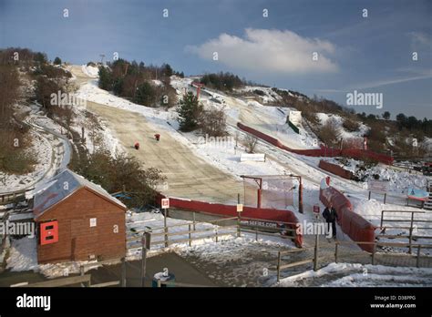 Artificial Ski Slope Hi Res Stock Photography And Images Alamy