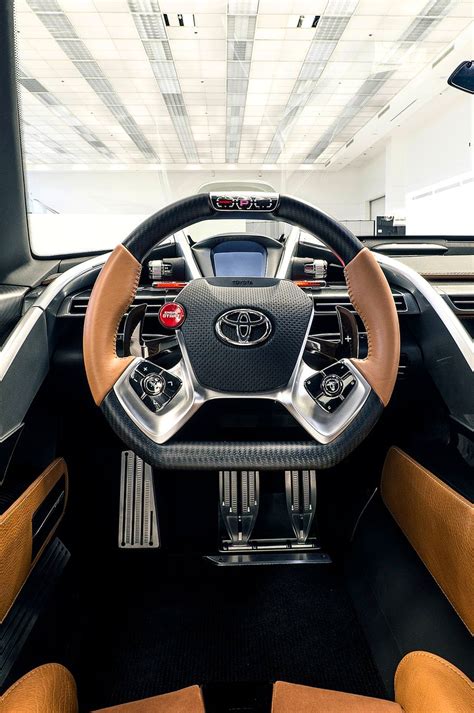 - Toyota FT 1 Interior source pics © netcarshow.com