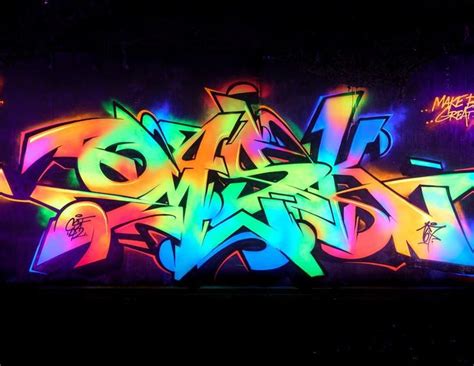 neon sign graffiti artist - Daren Houck