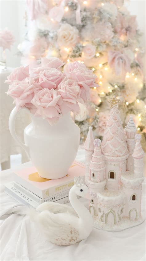 10 Amazing Pink Christmas Decor Ideas La Vania