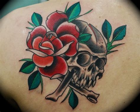 Tatuajes De Calaveras Con Rosas