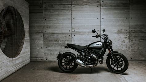 Höhepunkte von 2023 Roadster Naked Scrambler und Cruiser