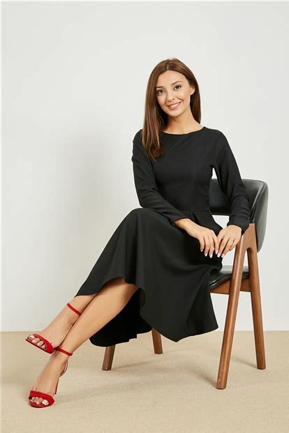 Long Sleeve Midi Crepe Dress Black