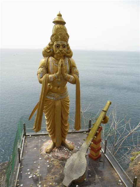 King Ravana statue at Swami Rock, Trincomalee | Sri Lanka