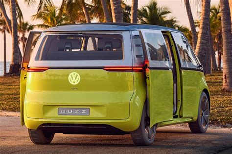 Volkswagen Australia pushing for electric Kombi | CarExpert