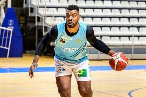 El Odilo L Der De La Leb Plata Incorpora Al P Vot Seydou Aboubacar En