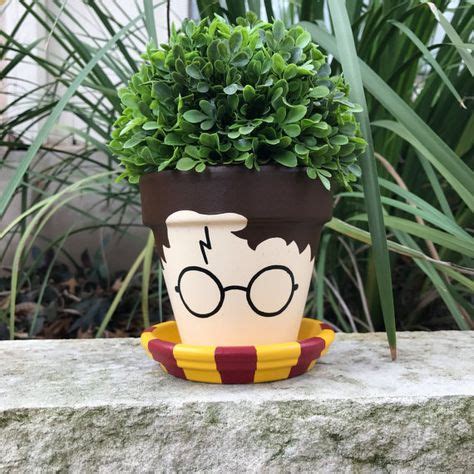 Harry Potter Flower Pot Painted Flower Pots Harry Potter Plants Diy