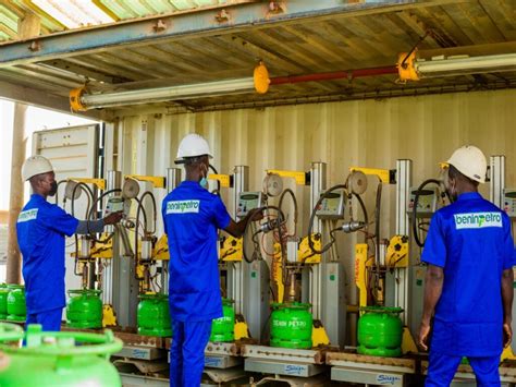 Emplissage Gpl Et Distribution De Gaz Domestique Benin Petro