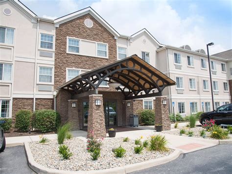 Pet Friendly Hotels in Fort Wayne Indiana | Staybridge Suites Fort Wayne