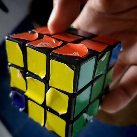 13043350 Teen From Australia Breaks World Record For Solving A Rubiks Cube Fark