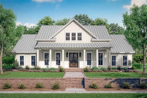 Sophisticated Bedroom Modern Farmhouse Plan Sq Ft Hz