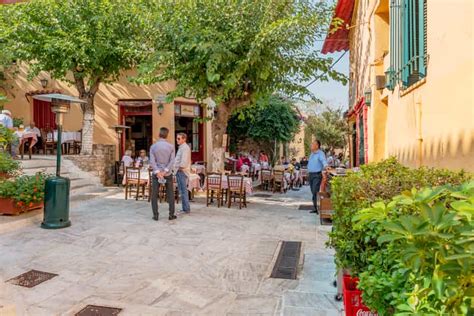 Athen Akropolis Plaka Viertel Private Walking Tour Getyourguide