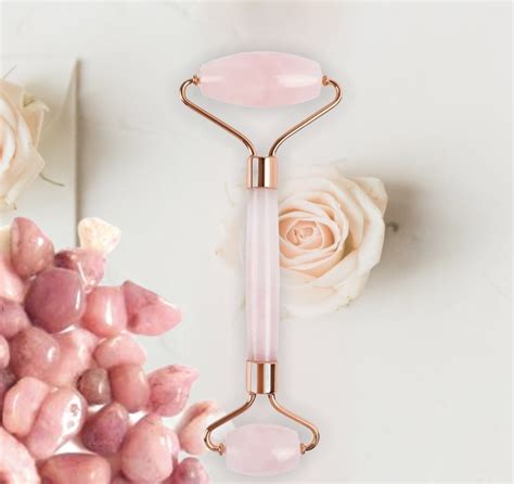 Rouleau Visage Quartz Rose Roller Visage En Quartz Rose Utilisatio