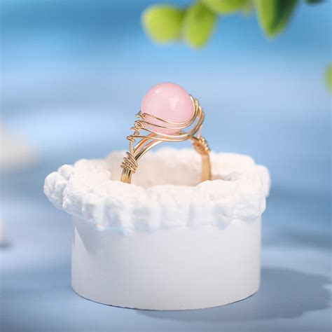 Anillo Ajustable De Cuarzo Rosa Natural Con Alambre Para Mujer Jeulia