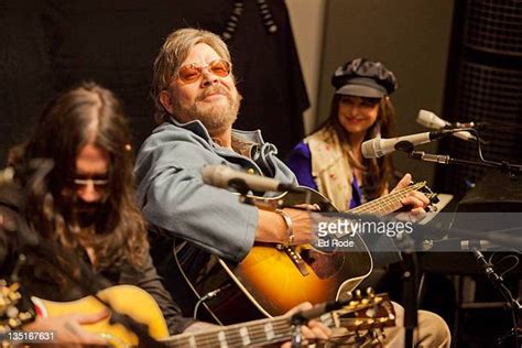 Waylon Jennings Tribute With Hank Williams Jr Jamey Johnson Jessi Colter Josh Thompson And