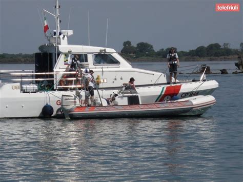 Grado Si Cerca In Mare Il Corpo Di Una Donna