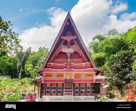 Traditional style of batak toba hi-res stock photography and images - Alamy