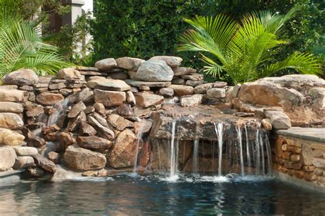 Things To Consider When Picking A Pump For Your Backyard Pond