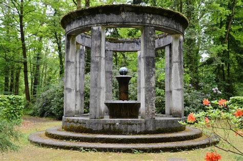 Premium Photo | Fountain in garden