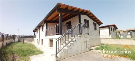 Chalet Pareado En Venta En Calle Barrio Alto Villalobar De Rioja