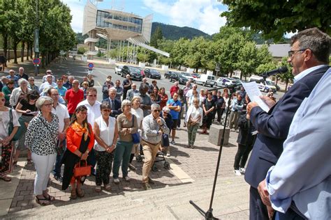 Photos Émeutes à Saint Dié des Vosges une centaine de personnes au