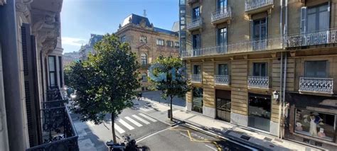 Piso en venta en calle de Fuenterrabía Área Romántica Donostia San