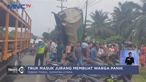 Ngeri Detik Detik Truk Tangki Bermuatan Minyak Terjun Ke Jurang Di