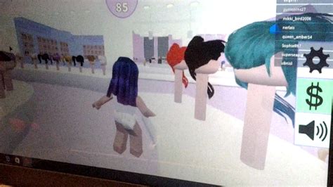 Nuestra Primera Vez Jugando A Roblox Fashion Frenzy Youtube