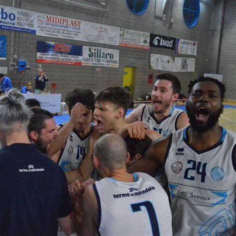 Basket Per La Robur Et Fides Un Bel Test Casalingo Con Il Curtatone Sport