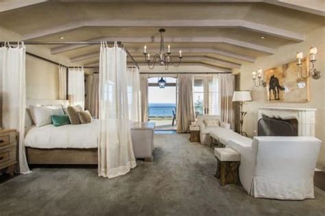 See Lady Gagas House In Malibu Which She Calls Her Gypsy Palace