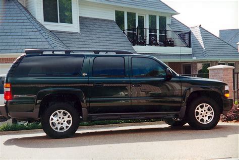 2003 Chevrolet Suburban Z71. | Chevrolet suburban, Chevy suburban, 2003 suburban