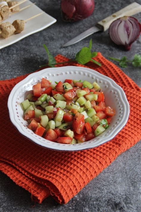 Salade Marocaine Au Concombre Et Tomates Not Parisienne