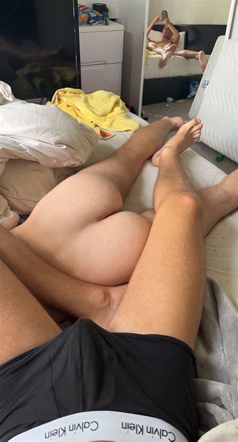 My Bulge Or His Ass B Rosserr Message Us Scrolller