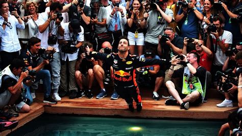 You Gotta Do A Belly Flop Lewis Hamilton Gave Daniel Ricciardo The