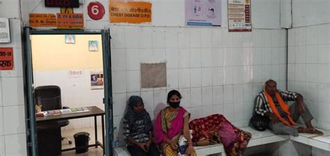 The Doctor Was Absent Leaving The Opd The Patients Kept Wandering ओपीडी छोड़ डाक्टर नदारद