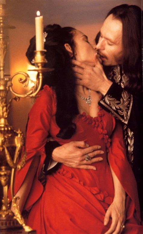 Mina Dracula Gary Oldman Winona Ryder Bram Stokers Dracula