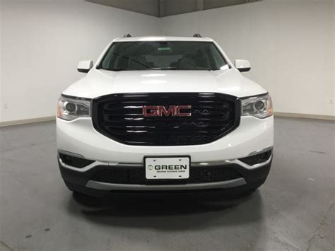 New 2019 GMC Acadia SLT 1 4D Sport Utility In Quad Cities 19687