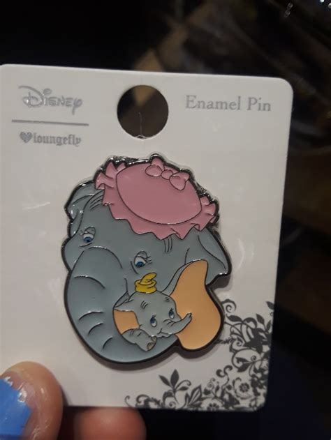 Disney Dumbo And His Mom Pin Box Lunch Disney Dumbo Cute Pins Disney