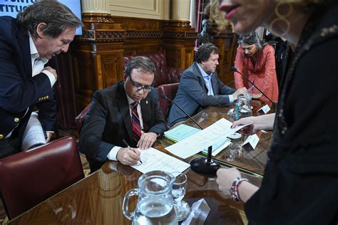 La ComisiÓn De Asuntos Constitucionales AprobÓ Los Pliegos De Los Senadores Electos