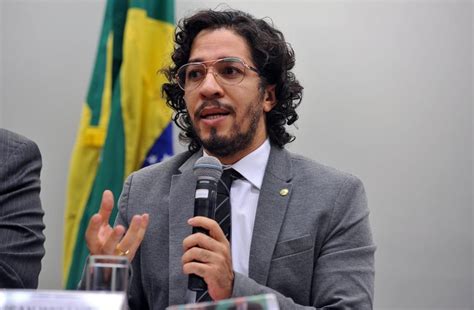 Jean Wyllys Do Psol Desiste De Mandato Como Deputado