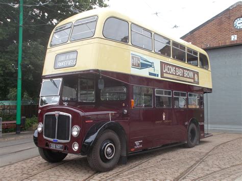 East Norfolk (& East Suffolk) Bus Blog: Lowestoft's No 8 Receives Adverts