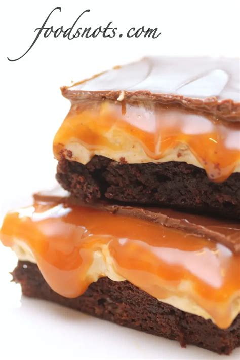 Snickers Brownies - Recipe Snobs