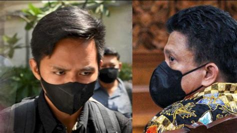 Ferdy Sambo Serahkan 1 Kotak Peluru Usai Bharada E Ucap Lantang Siap