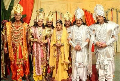 Are You Remember These Famous Actors? Mahabharat All Characters Real ...