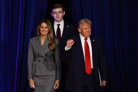 Barron el hijo menor de Donald y Melania Trump votó por primera vez