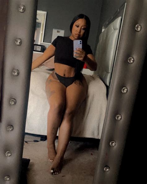 Chloe Monroe (@chloemonroe_) • Instagram photos and videos