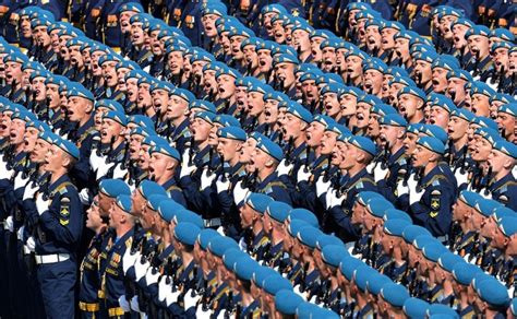 Сколько самолетов на вооружении России