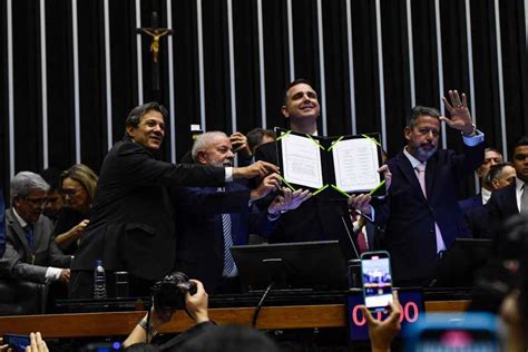 Congresso Promulga Reforma Tributária O Cafezinho